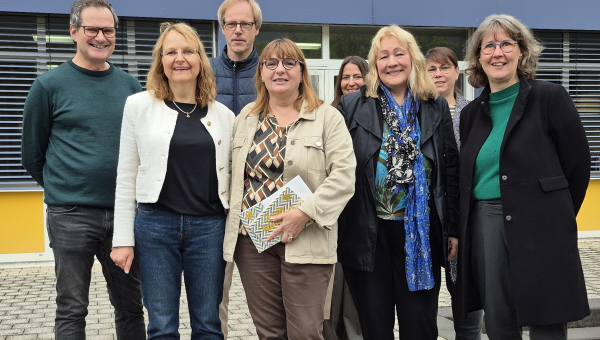 Elisabeth-Selbert-Schule verabschiedet Gretchen Wetzel mit bewegender Feier